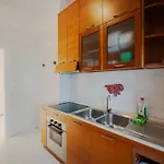La Dolce - Private Parking